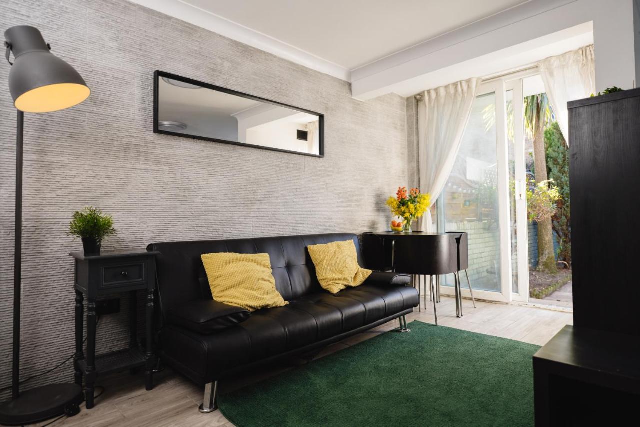 Chelsea Private Garden Maisonette Apartment London Bagian luar foto