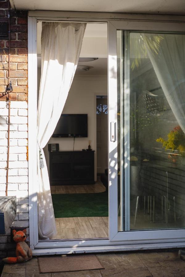 Chelsea Private Garden Maisonette Apartment London Bagian luar foto