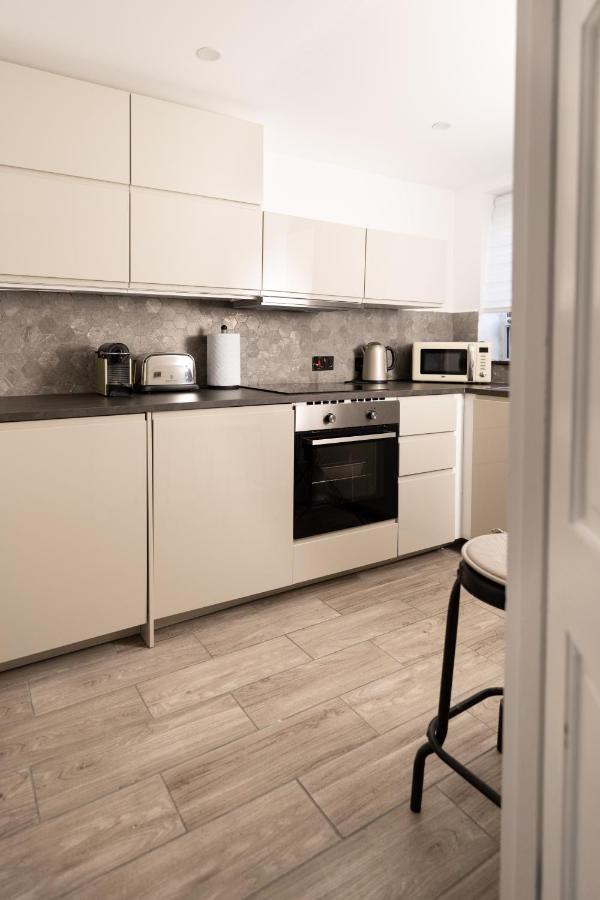 Chelsea Private Garden Maisonette Apartment London Bagian luar foto
